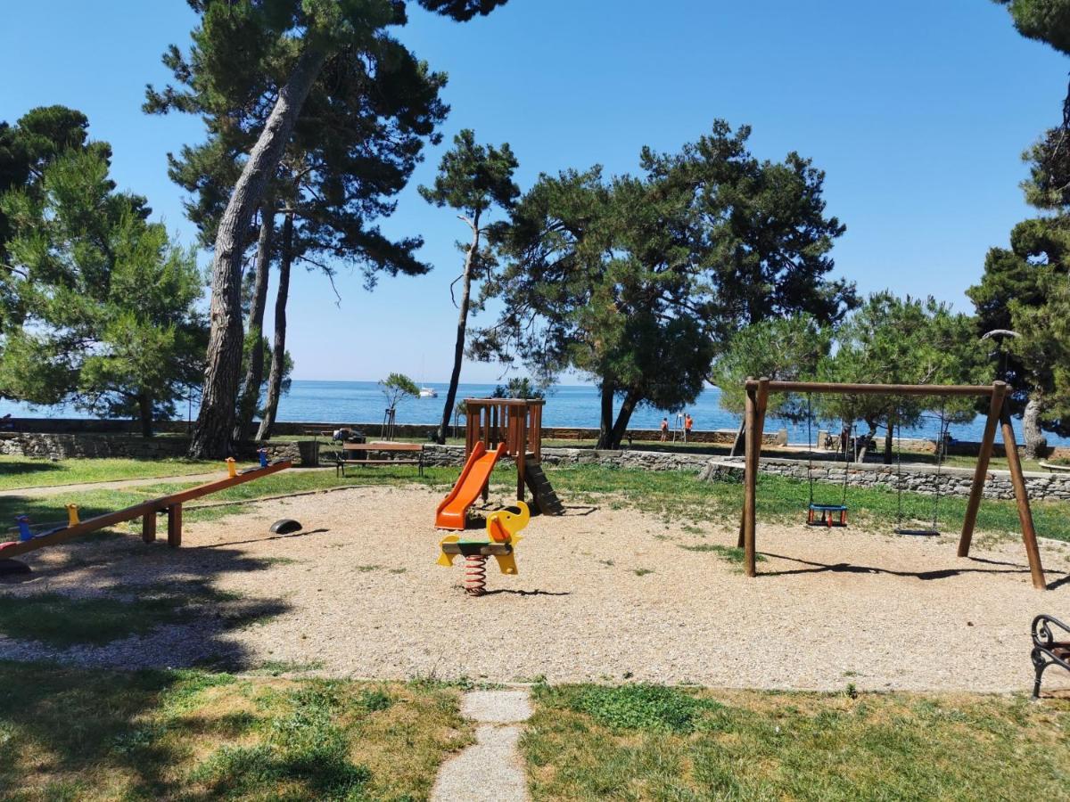 Lara Deluxe Superior 5 Star Apartment, Your Piece Of Heaven By The Sea & Park Novigrad (Istria) Exterior foto