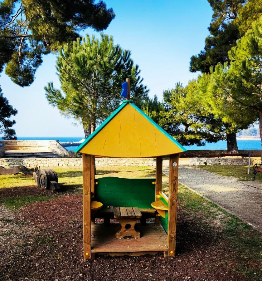 Lara Deluxe Superior 5 Star Apartment, Your Piece Of Heaven By The Sea & Park Novigrad (Istria) Exterior foto